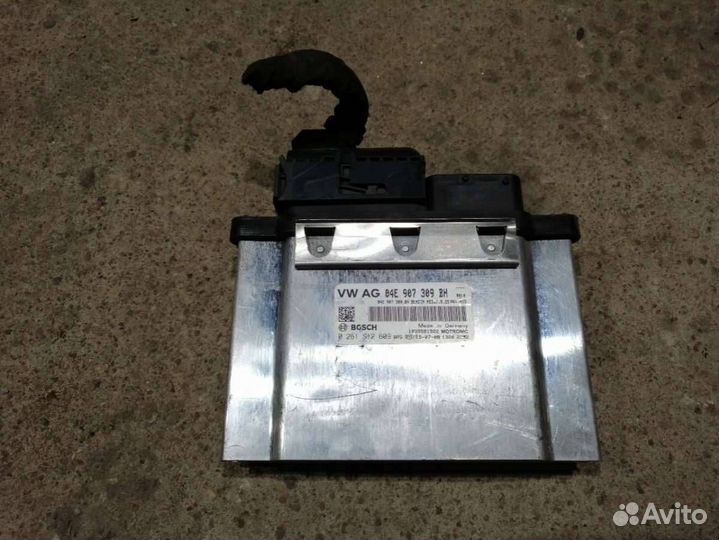 Блок управления двигателем Skoda Octavia 3 (A7)