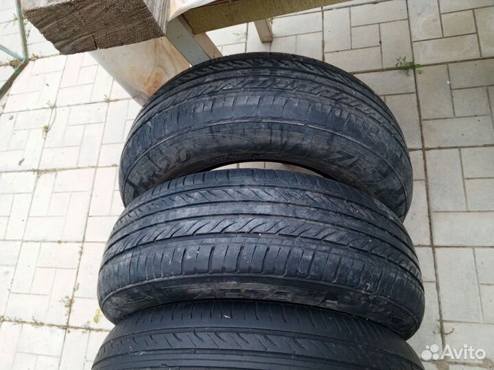 Zeta ZTR20 20.5/70 R15