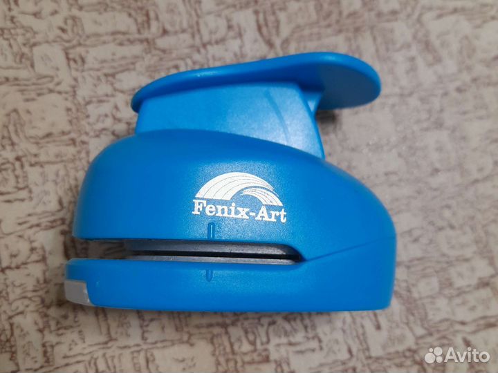 Дырокол фигурный Бантик