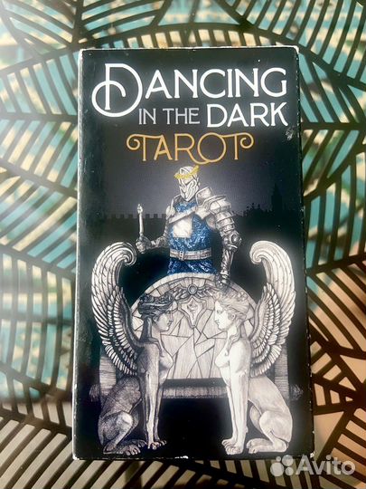 Карты таро Dancing In The Dark оригинал LoSc