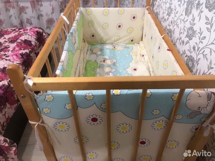 Детская кроватка