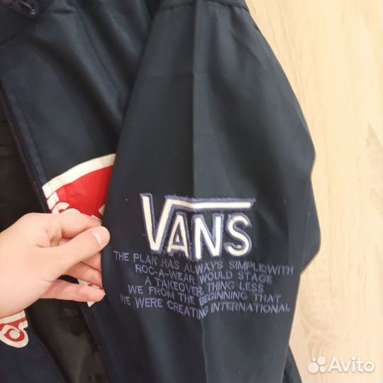 Ветровка vans