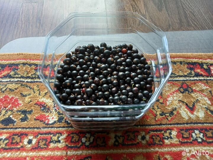 Яблоки крыжовник