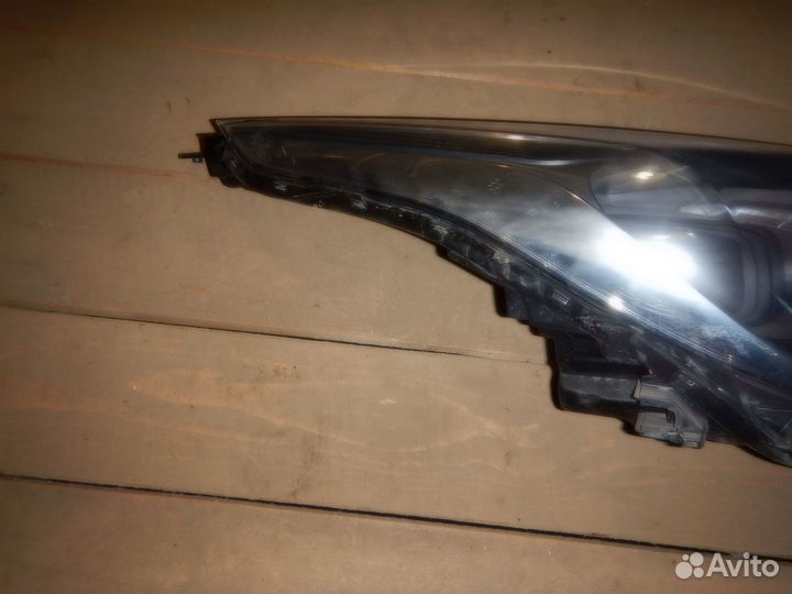 Фара правая Kia Rio 4 линза