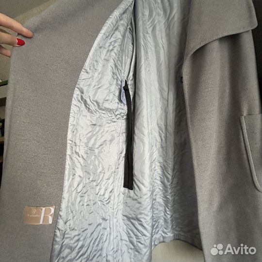 Продам демисезонное пальто