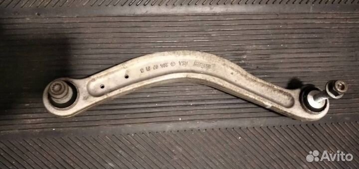 Поперечный рычаг задний правый Mercedes-Benz GLC