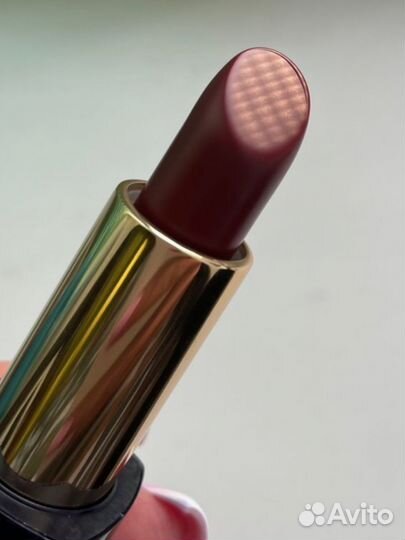 Набор косметики помада, тени карандаш новые