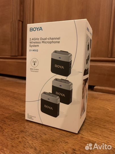 Петличный беспроводной микрофон Boya BY-M1V2 новый