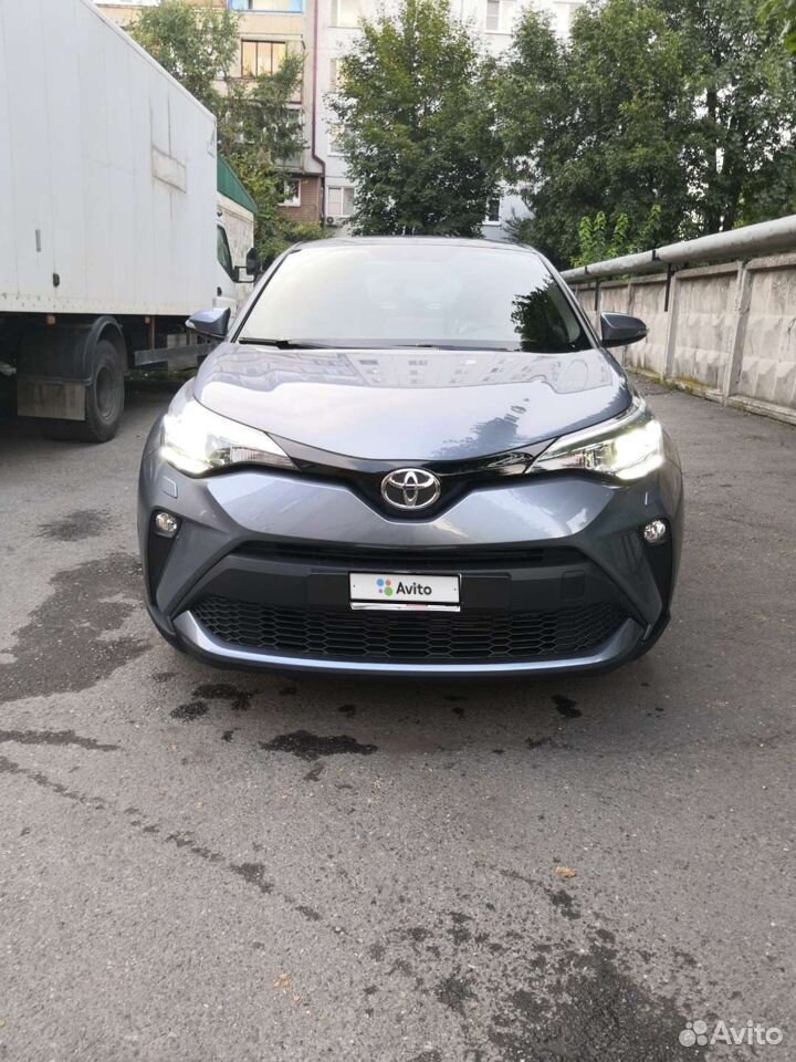 Toyota C-HR 1.2 CVT, 2022, 80 км