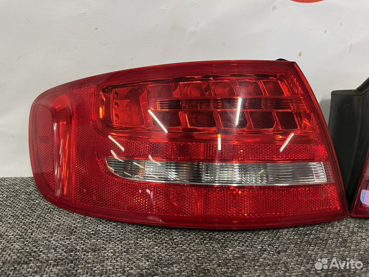 Фонарь задний левый правый Audi A4 B8