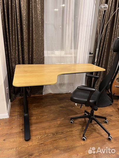 Стол рабочий IKEA bekant