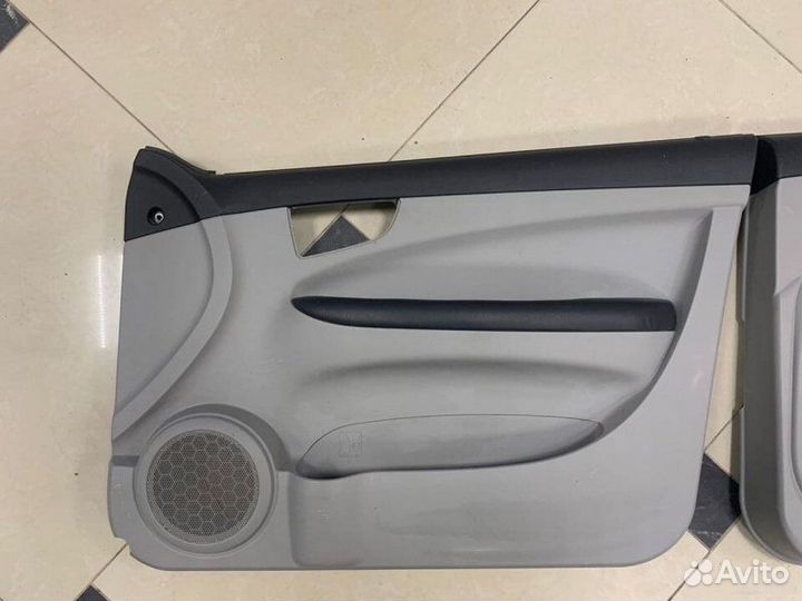 Обшивки дверей правые Tagaz Vega C100