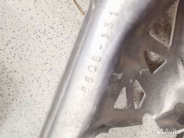 Кранштеин спидометра arctic cat xf m800