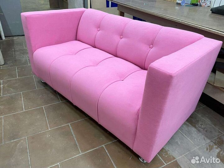 Диван