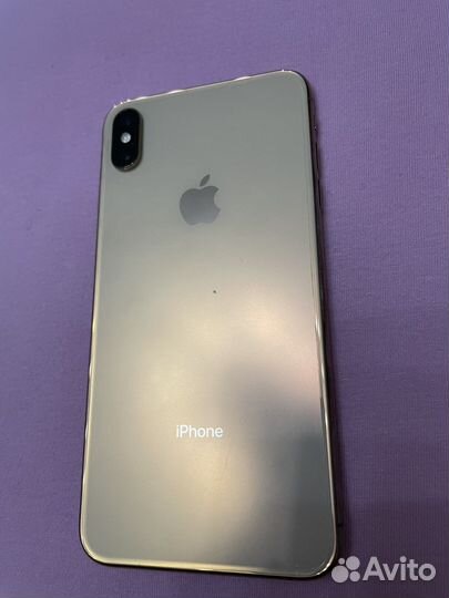 Телефон iPhone Xs Max