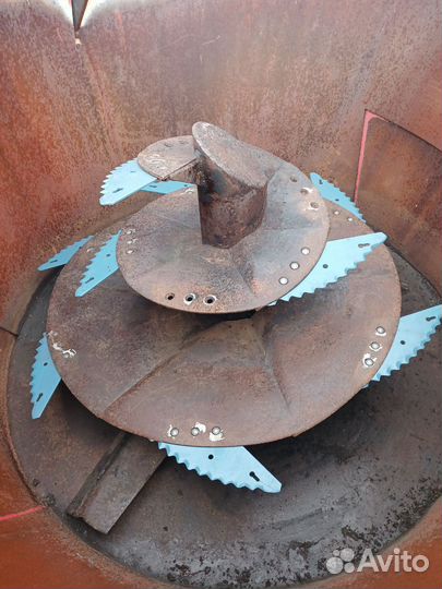 Миксер-кормораздатчик Metal-Fach Т-659 11м3, 2019