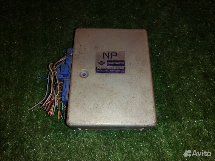 Блок управления двигателем 237101С312 Nissan Seren