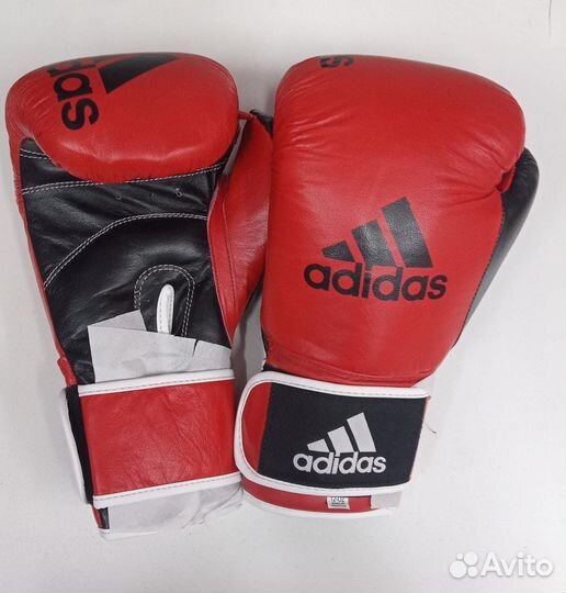 Боксерские перчатки adidas