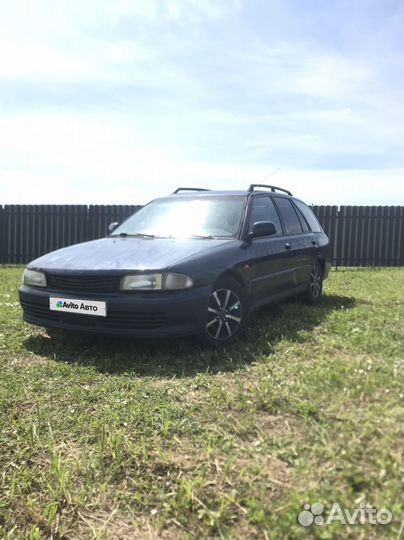 Mitsubishi Lancer 1.6 МТ, 1995, 200 000 км