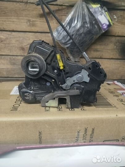 Стеклоподъмный механизм