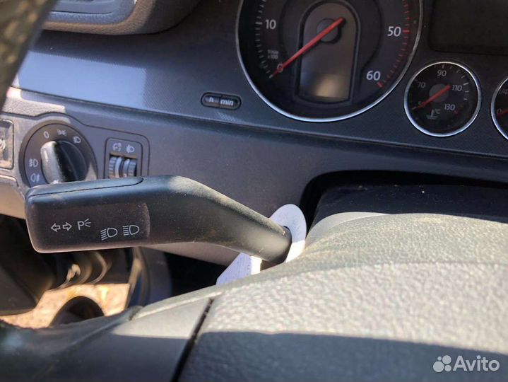 Переключатель подрулевой (стрекоза) Volkswagen Pas