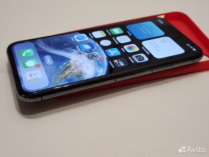 iPhone x 64 gb