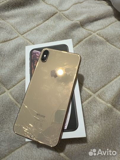 iPhone, 8 ГБ