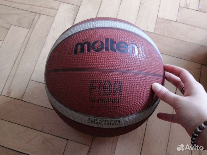 Баскетбольный мяч molten 6