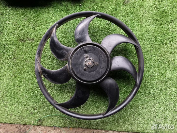 Вентилятор радиатора для Nissan Almera (G15) 13-18