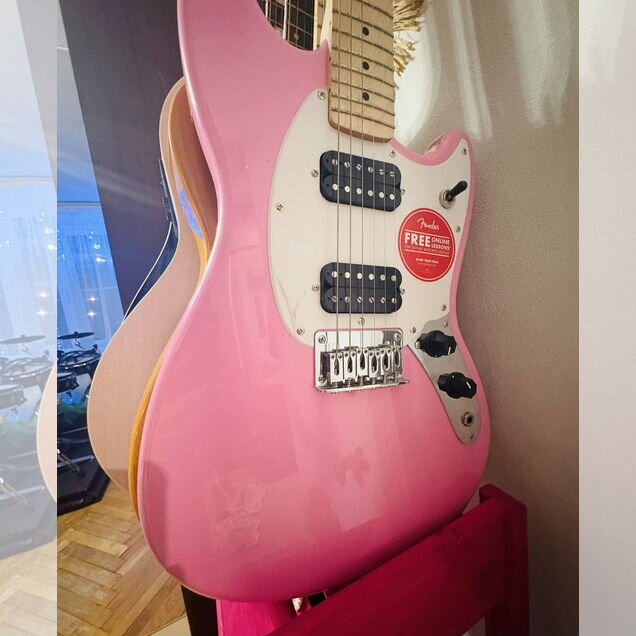 Электрогитара squier mustang