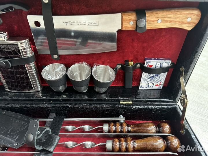 Набор для шашлыков в чемодане