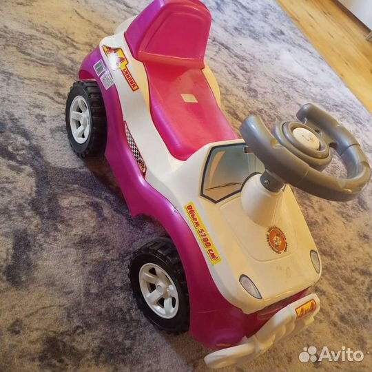 Машинка-каталка