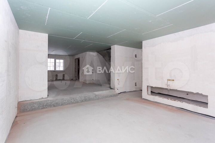 Таунхаус 256,7 м² на участке 2,5 сот.