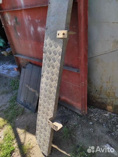 Подножка отбойник