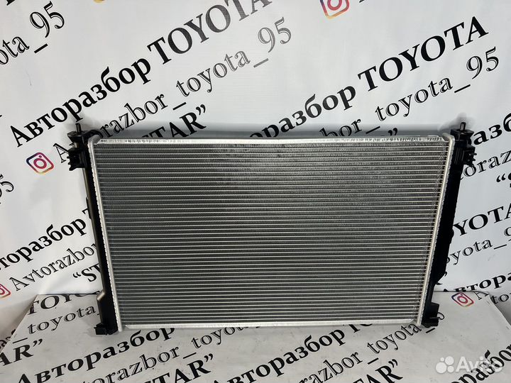 Радиатор охлаждения Toyota Camry V70 - V75