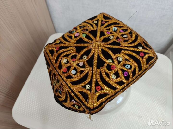 Национальный убор невесты. Узбекистана