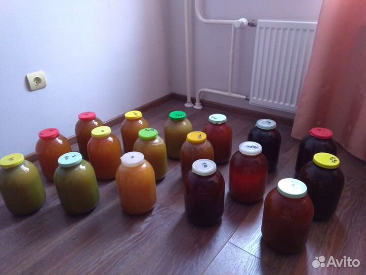 Мед в сотах