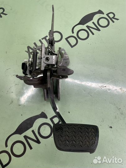 Педаль тормоза rav4 xa50