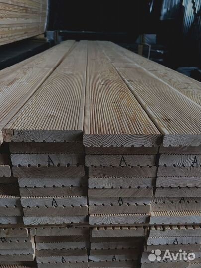 Шлифованные доски лиственницы 45x170 мм, высокоточ