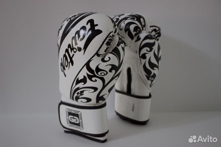 Боксерские перчатки fairtex и leone