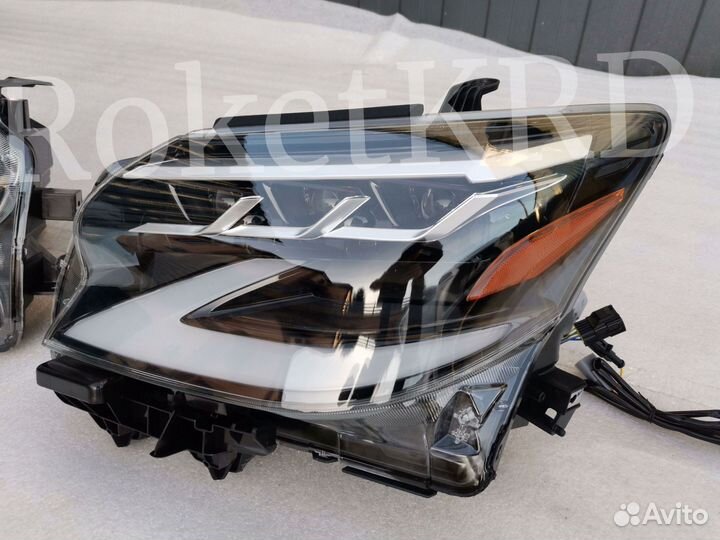 Фары на Lexus GX 460 13-2019 г стиль 20 года