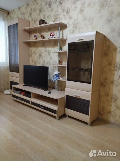 Стенка в гостиную