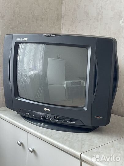 Телевизор LG CF-20S10E