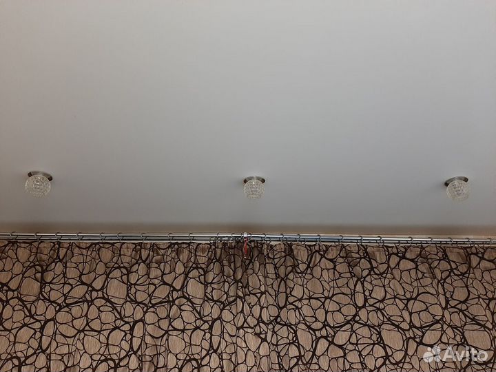 Светильники потолочные