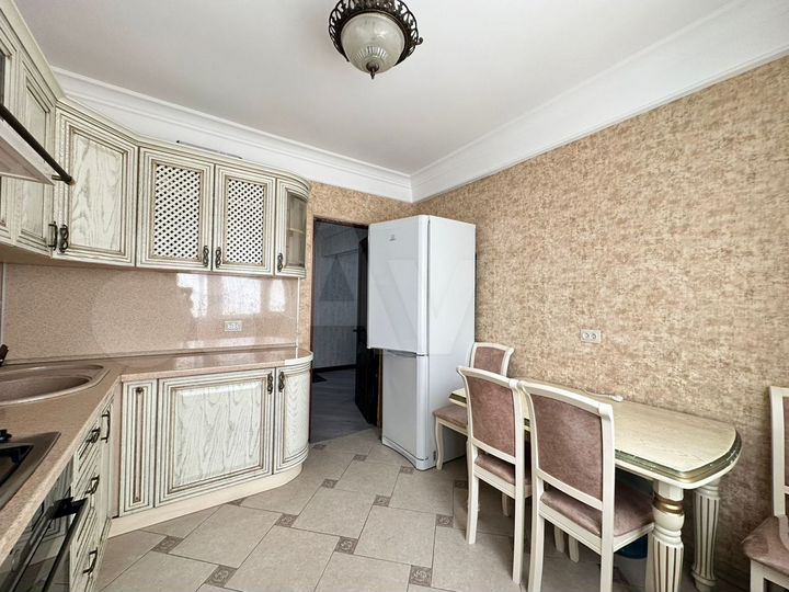 3-к. квартира, 70 м², 8/9 эт.