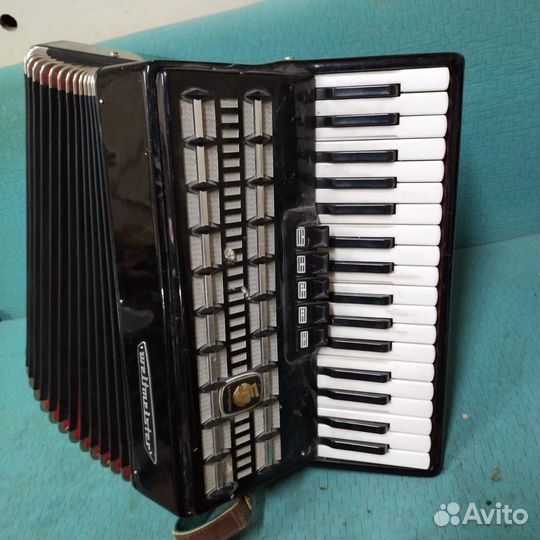 Аккордеон вельтмейстер stella