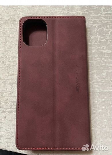 Чехол на iPhone 11