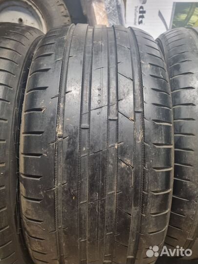 Nokian Tyres Hakka Black 2 245/40 R18 97Y