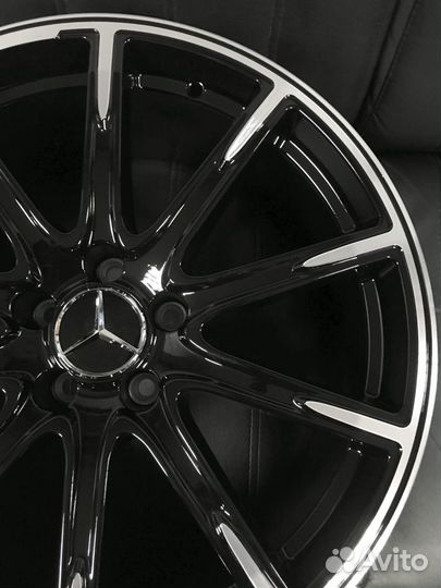 Диски на Mercedes R19 (одной ширины)