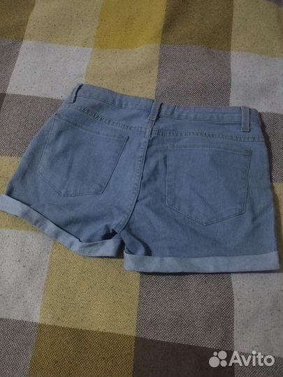 Джинсовые шорты с подворотами modis